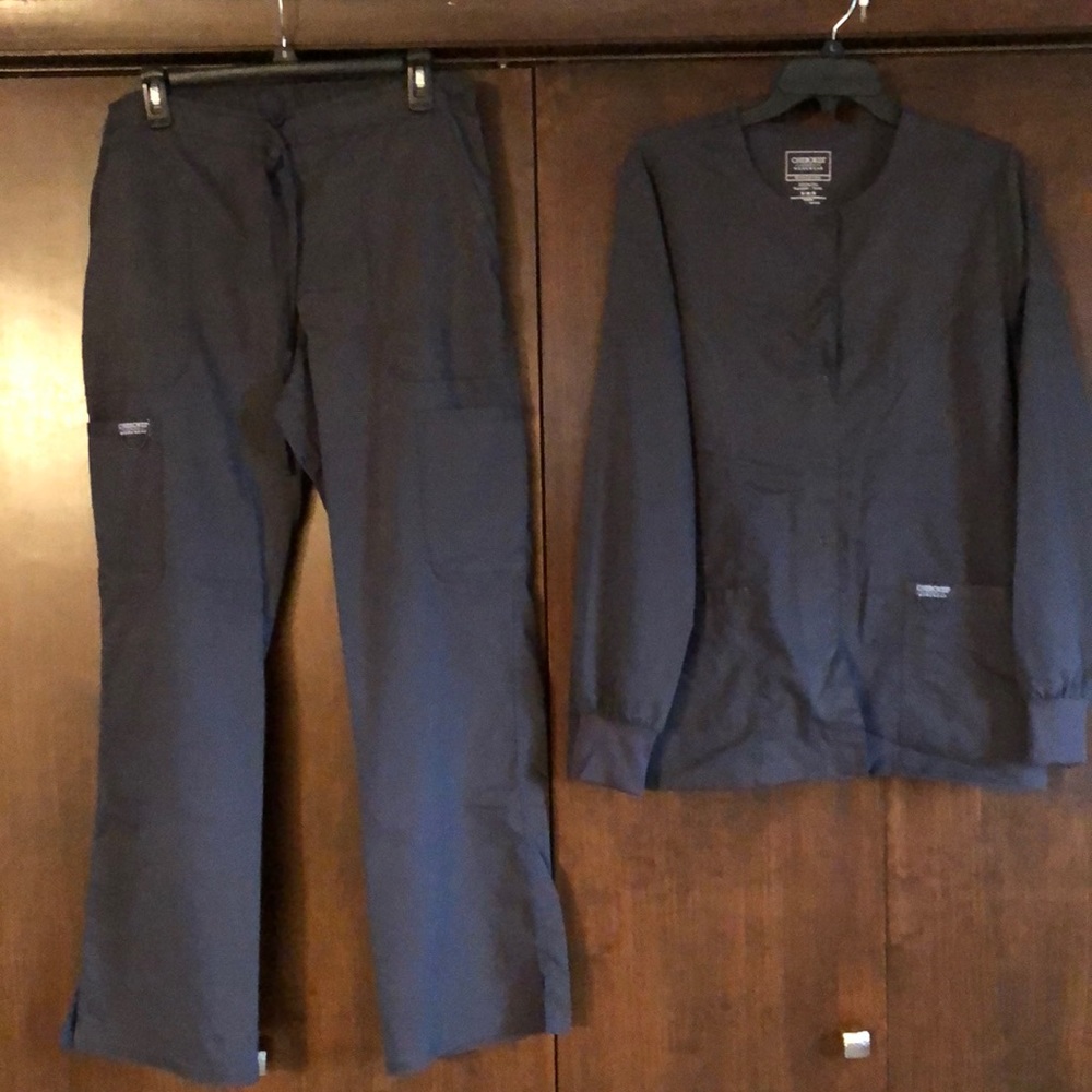 Women’s gray scrub pants and jacket